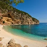 A 50 Mt Dal Mare