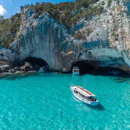 A 50 Mt Dal Mare Apartamento Cala Gonone